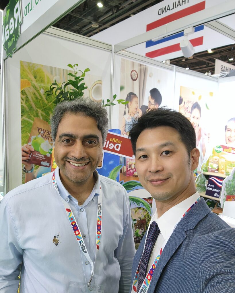 Importers, distributors, buyers who visit and love DeliKing Premium Thai Tropical Fruit Jelly at Organic & Natural Expo Dubai.